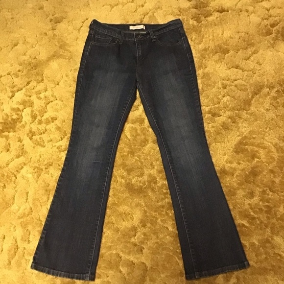 Levi darkwash bootcut 515 jeans - Picture 5 of 8